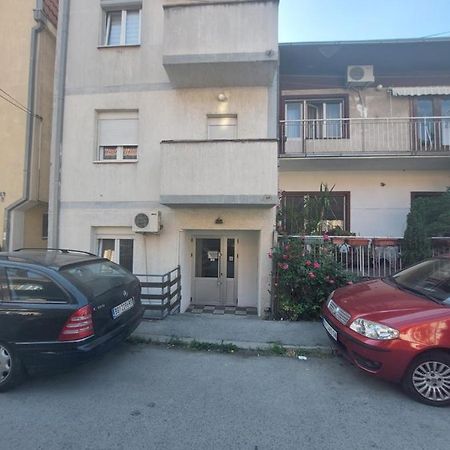 Apartman Ada Belgrado Exterior foto